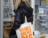 Por una política cultural europea en torno al libro Por una política cultural europea en torno al libro