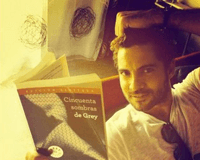 Salva a un famoso: recomiéndale un libro Salva a un famoso: recomiéndale un libro